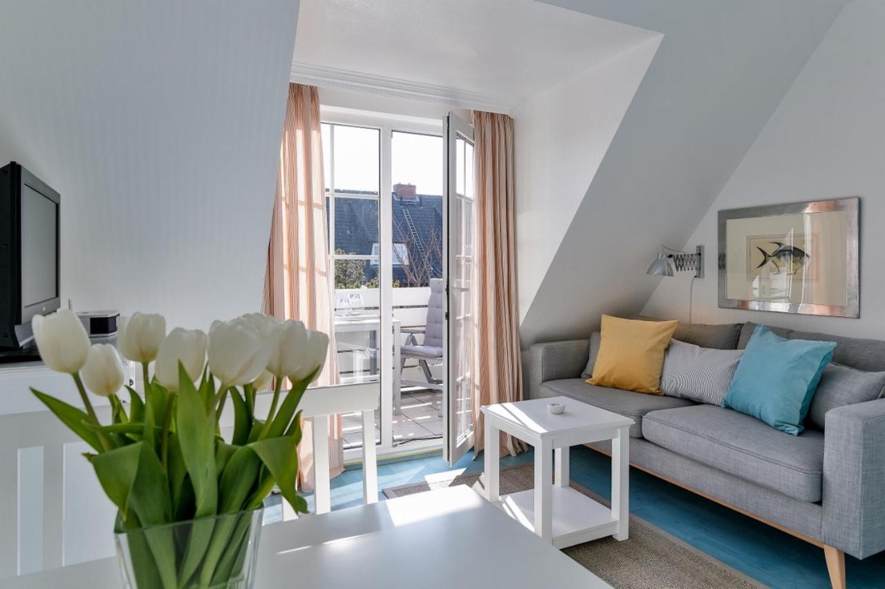Nelle 1 Stock Apartment Wenningstedt-Braderup Exterior photo